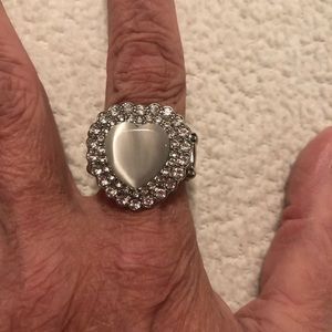 Paparazzi White moonstone heart/white rhinestones ring
